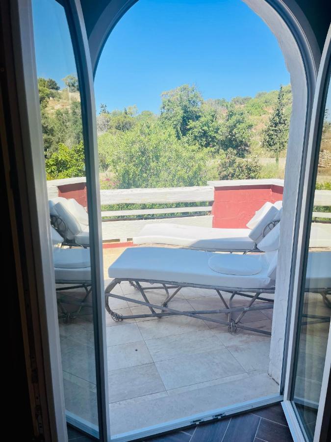 The Red Farm Relais & Spa Iklin Экстерьер фото