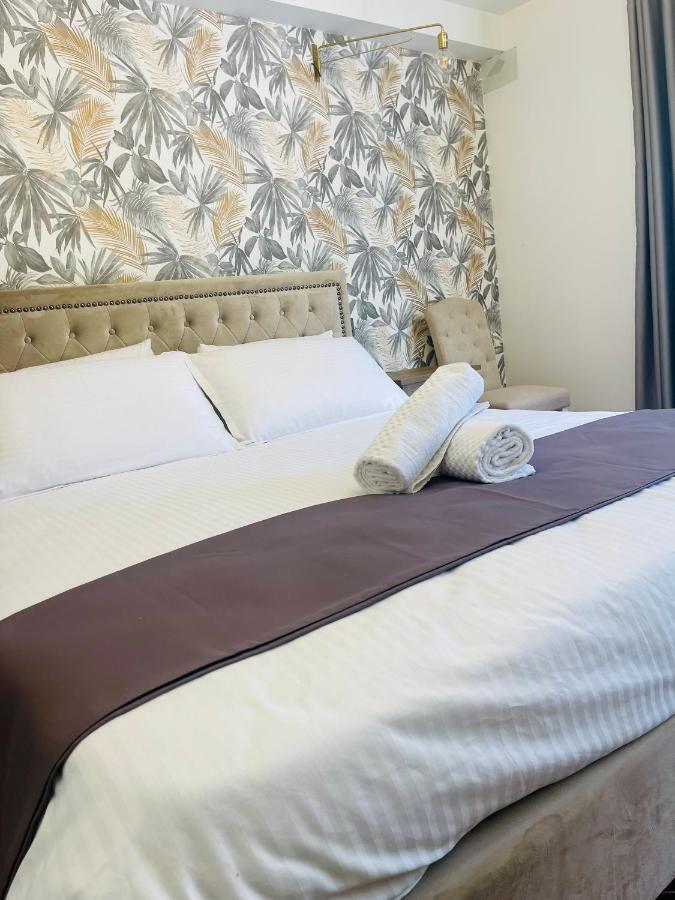 The Red Farm Relais & Spa Iklin Экстерьер фото