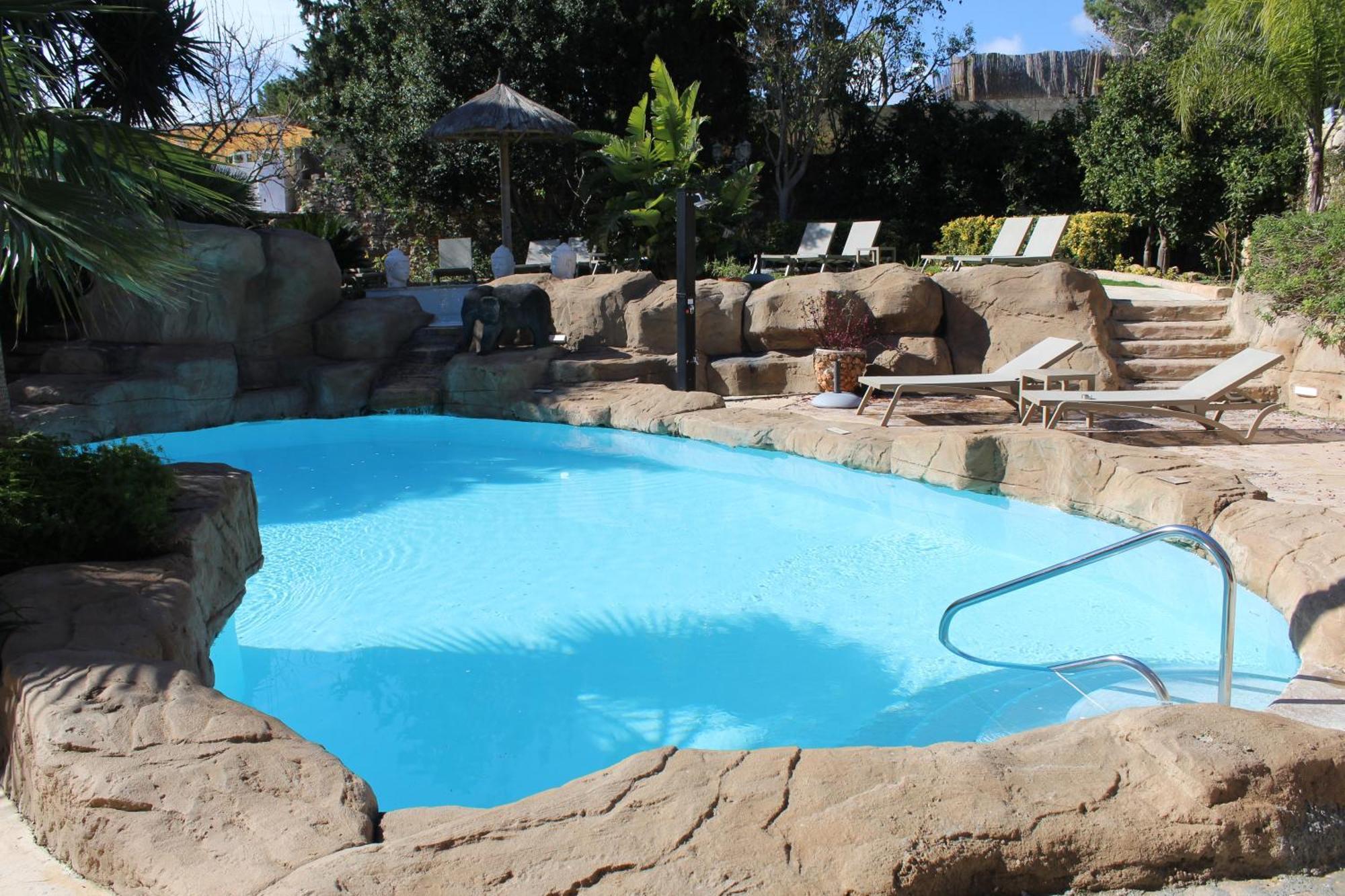 The Red Farm Relais & Spa Iklin Экстерьер фото